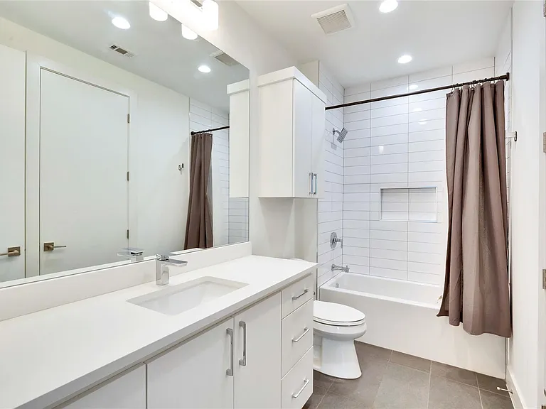 2509 Euclid Ave — Photo 17