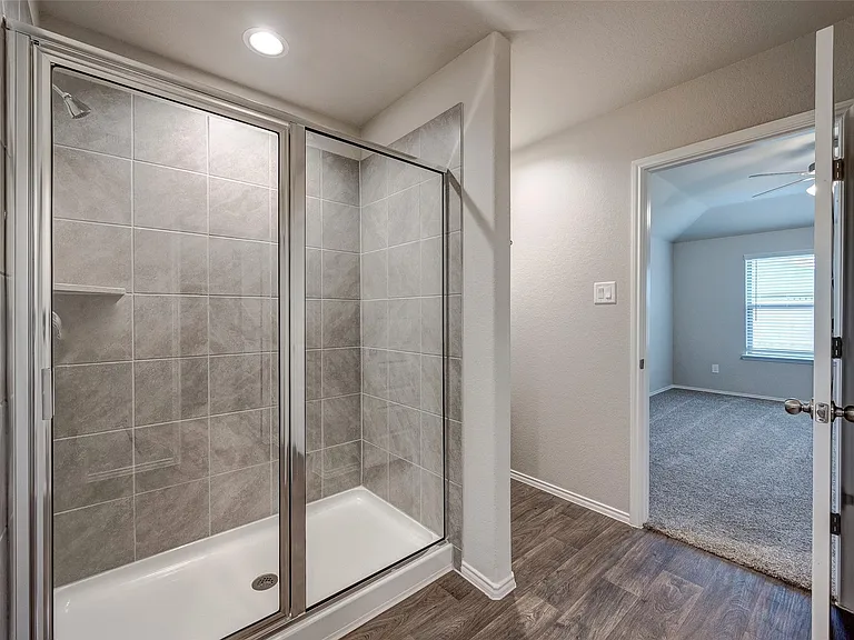 1710 Goose Island Ln — Photo 44