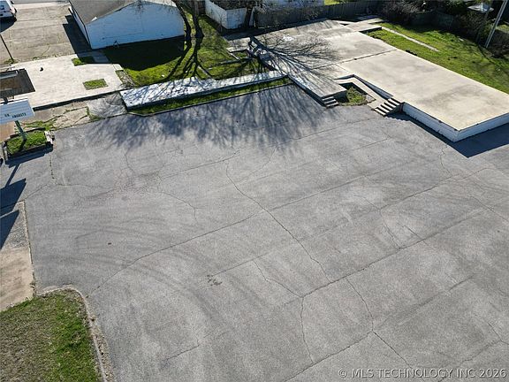 4th image of 1606 McLish St