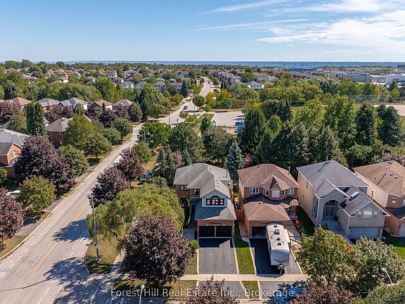 2nd image of 65 Heathfield Cres