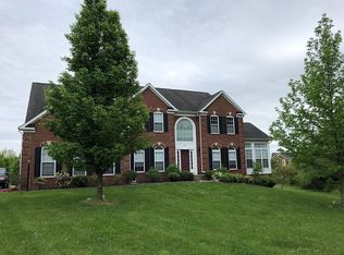 6961 Tanglewood Dr, Warrenton, VA 20187
