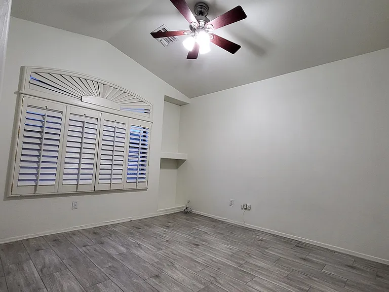 4128 W Menadota Dr — Photo 4