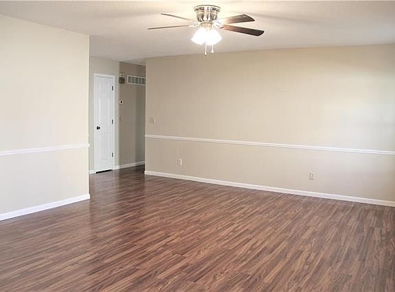 3rd image of 12147 Beckford Estates Dr