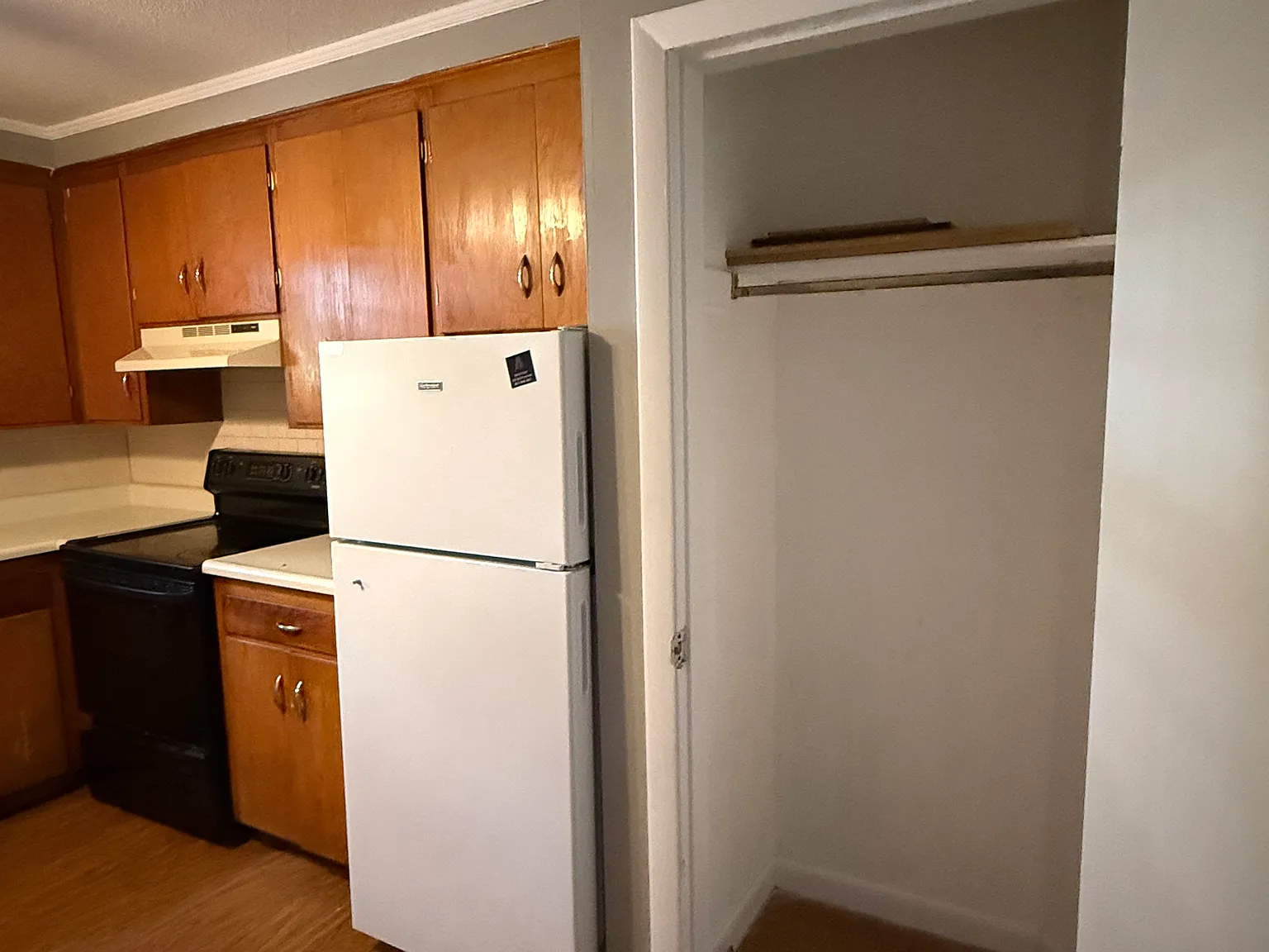 2 bed, 840 sqft, $1,795 — Photo 3