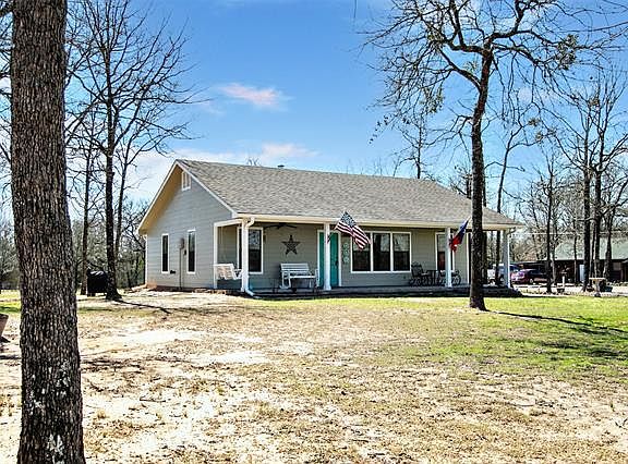 3rd image of 304 Susan Grove Blvd