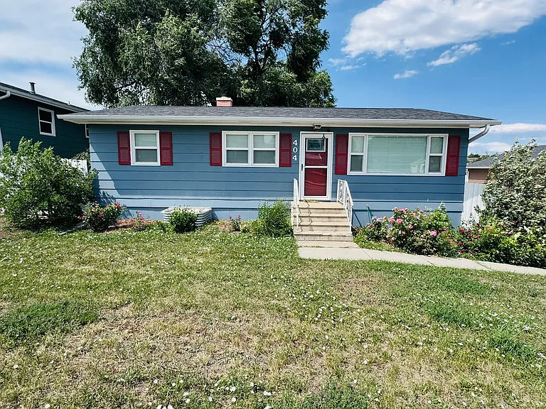 404 Anamosa St — Photo 24