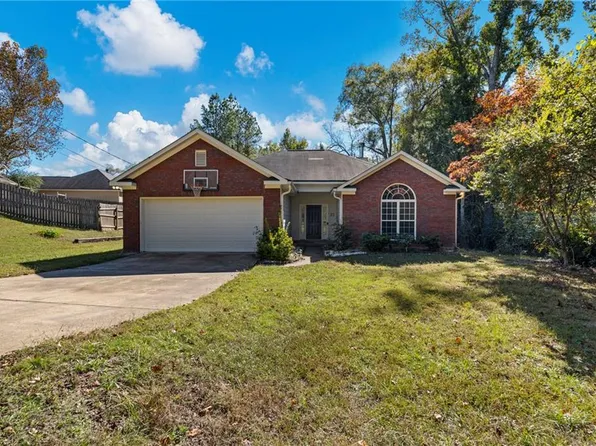 23 Lee Rd #501, Phenix City, AL 36870