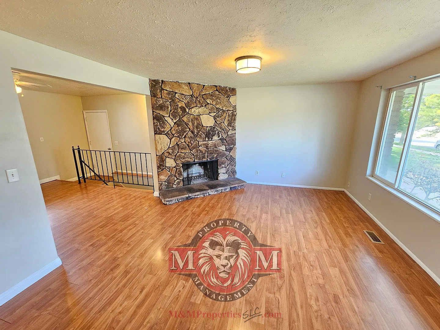 Great 4 Bedroom 2 Bath Home in West Valley City — Photo 3