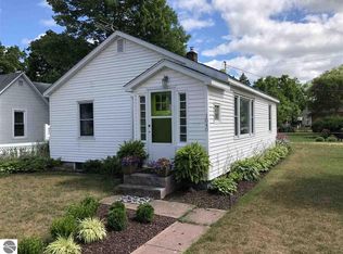 1040 Webster St, Traverse City, MI 49686