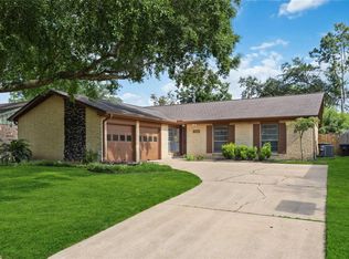 8826 Tanager St, Houston, TX 77036