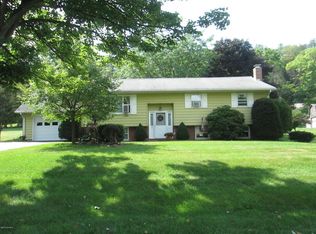 15 Bogar Ln, Mifflinburg, PA 17844