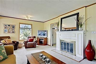 Spacious Living Area