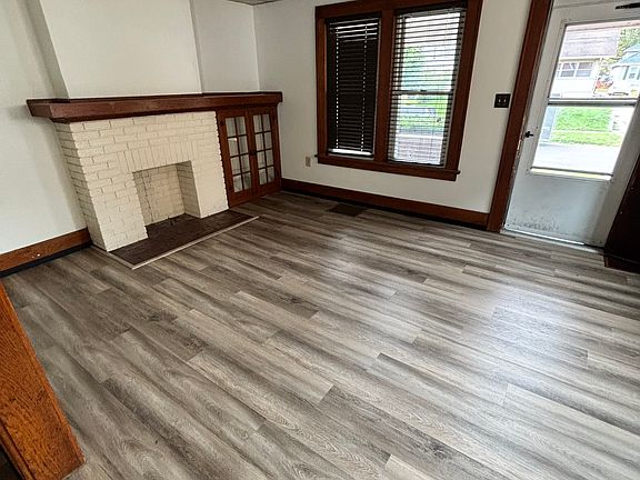 3rd image of 409 Lincoln Ave