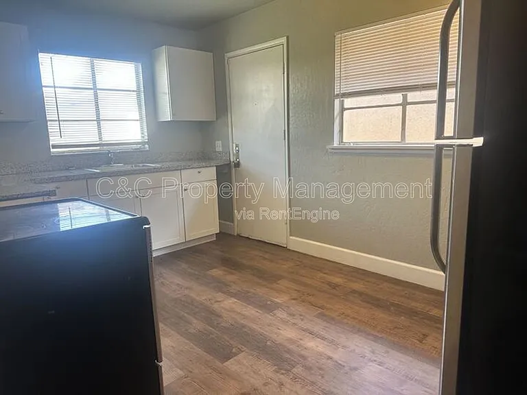 2132 N 1st St — Photo 10