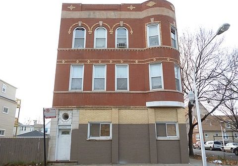 1st image of 1654 N Keeler Ave #1C