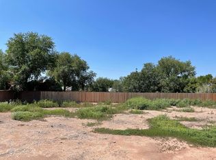 1990 1/2 Cherokee Rd NW, Albuquerque, NM 87107