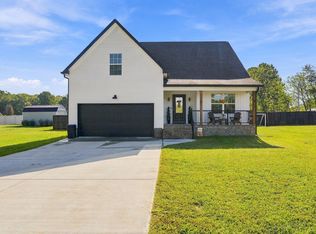 870 Powell Rd, Tullahoma, TN 37388
