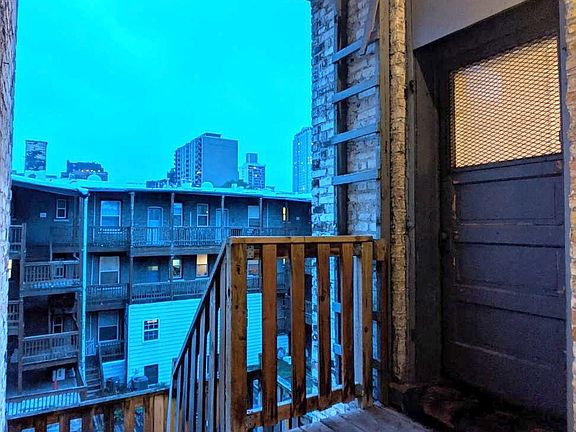 2nd image of 654 W Cornelia Ave #65815