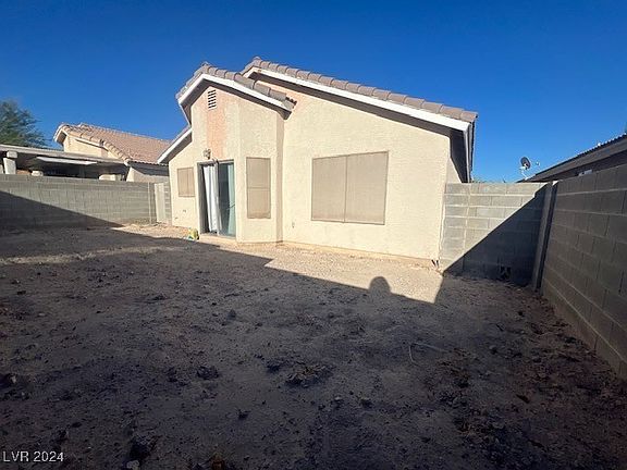 2nd image of 2585 Rosy Sunrise St