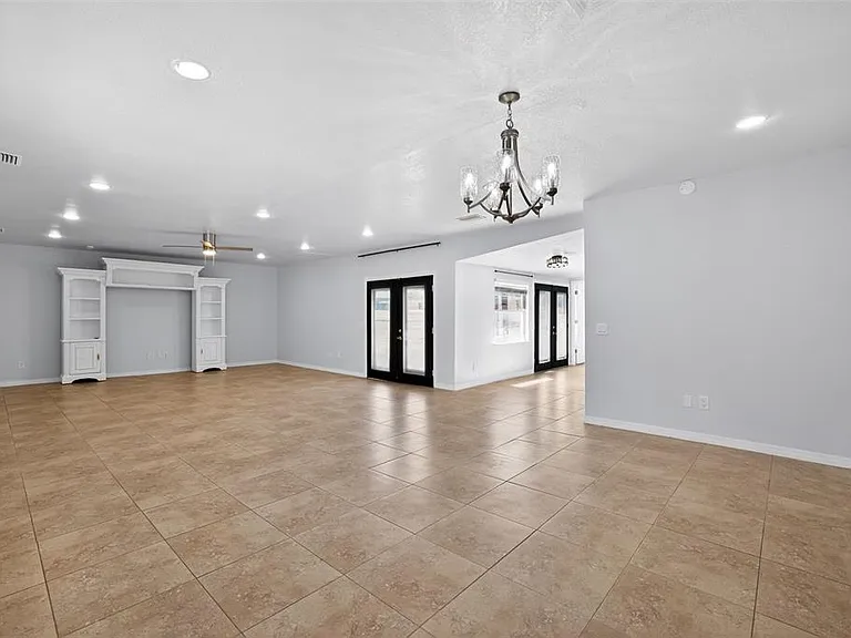 3240 Apfel Rd — Photo 11