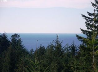 Pacific Surf Dr, Bandon, OR 97411