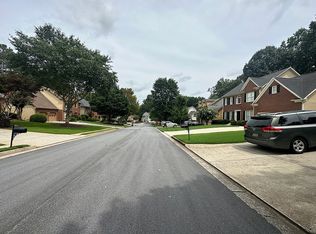 775 Sheridan Ridge Ct, Alpharetta, GA 30022