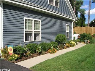 2nd image of 2401 Wanstead Ct #B