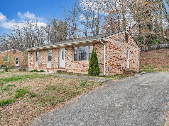 3rd image of 756 Kenyon Rd