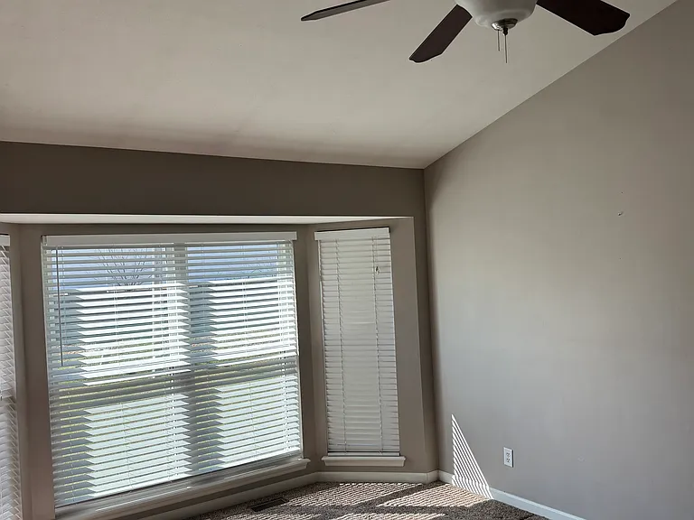 122 Savannah Ter — Photo 4