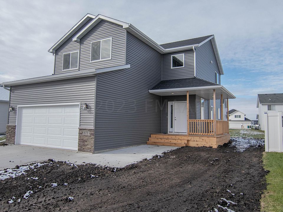 1st image of 878 60th Ave W