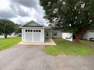 119 Courtyard Dr, Thomasville, GA 31757