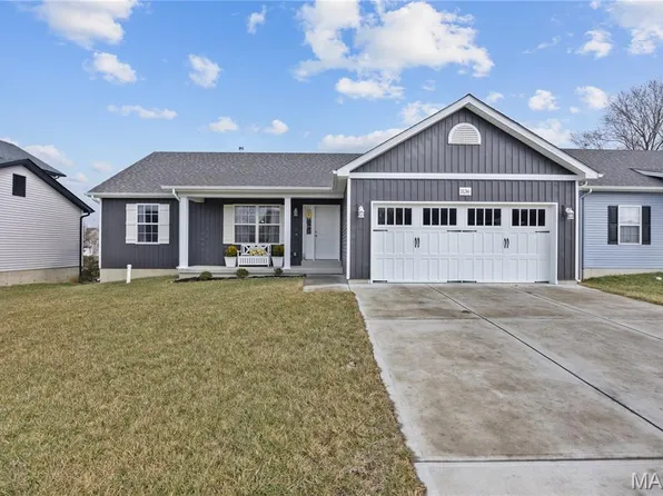 1136 Stone Henge Ct, Pevely, MO 63070