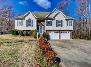 933 Kensal Green Dr, Kernersville, NC 27284
