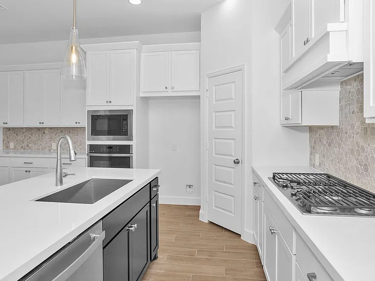 2914 Sunrise Field Ln — Photo 7