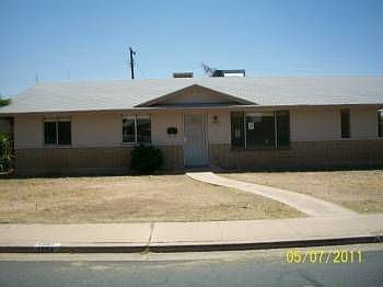 1st image of 1753 W Carmel Ave