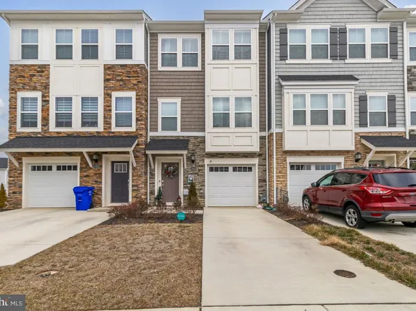 10939 Drummond Pl, White Plains, MD 20695