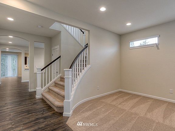 2nd image of 18809 105th Ave E