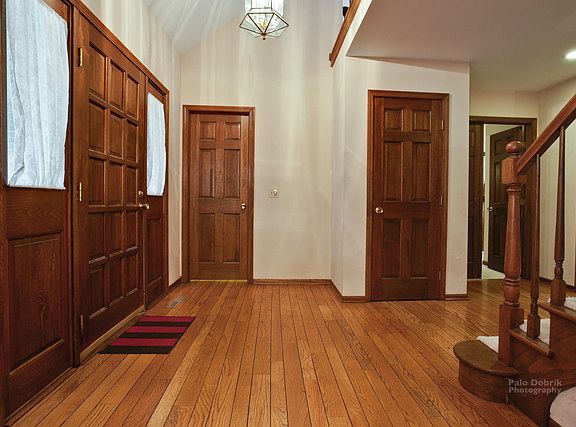 3rd image of 14233 Scotland Ct