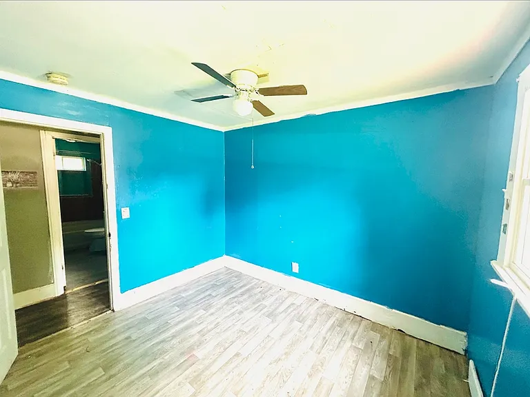 1010 Porter St — Photo 8