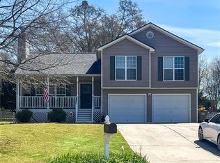 303 Carly Ct, Bethlehem, GA 30620
