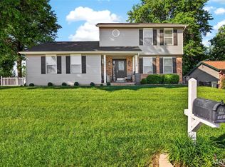 301 Rachels Trl, Saint Peters, MO 63376