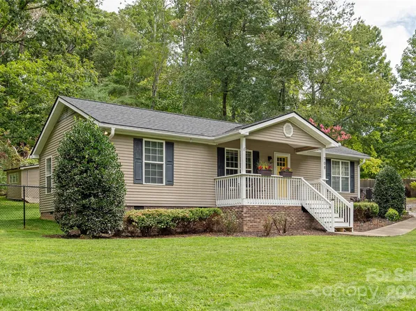 708 Stoney Mountain Rd, Hendersonville, NC 28791