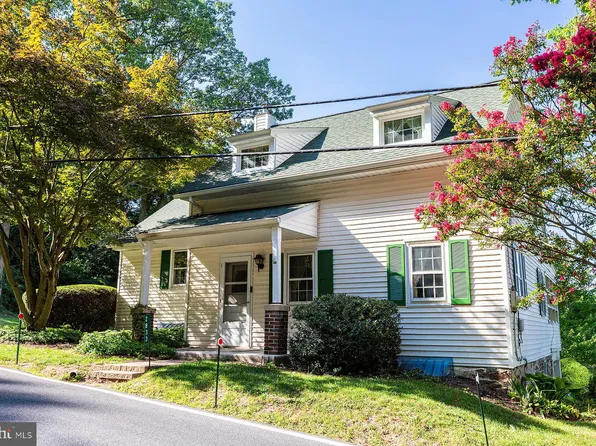 2833 Spring Valley Rd, Lancaster, PA 17601