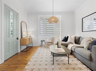 40 Emerald St N, Hamilton, ON L8L 5K3