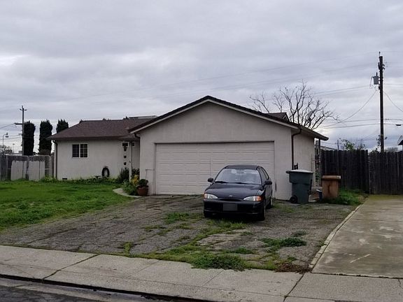 3rd image of 10165 N Garnet Ave