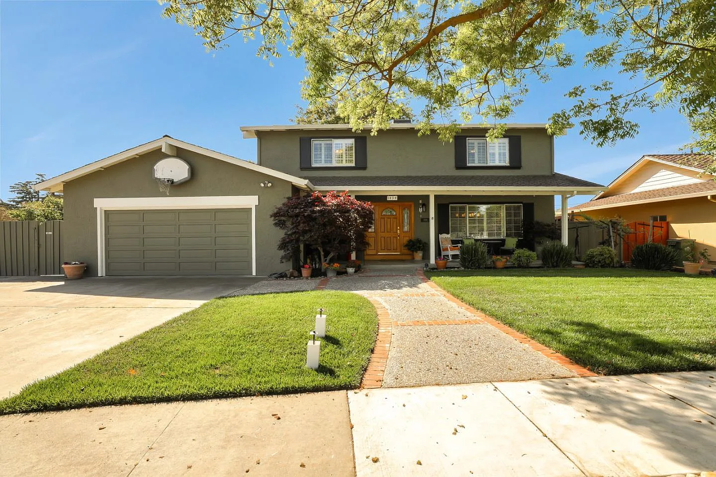 1494 Jenvey Ave photo 1