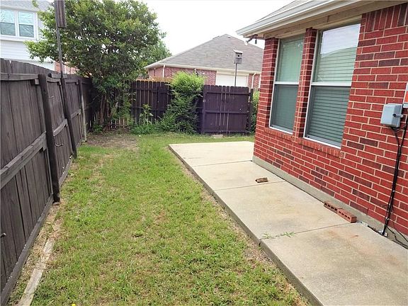 2nd image of 1620 Myrtle Dr
