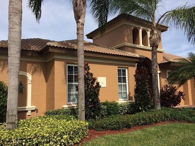1st image of 952 SW Grand Reserves Blvd