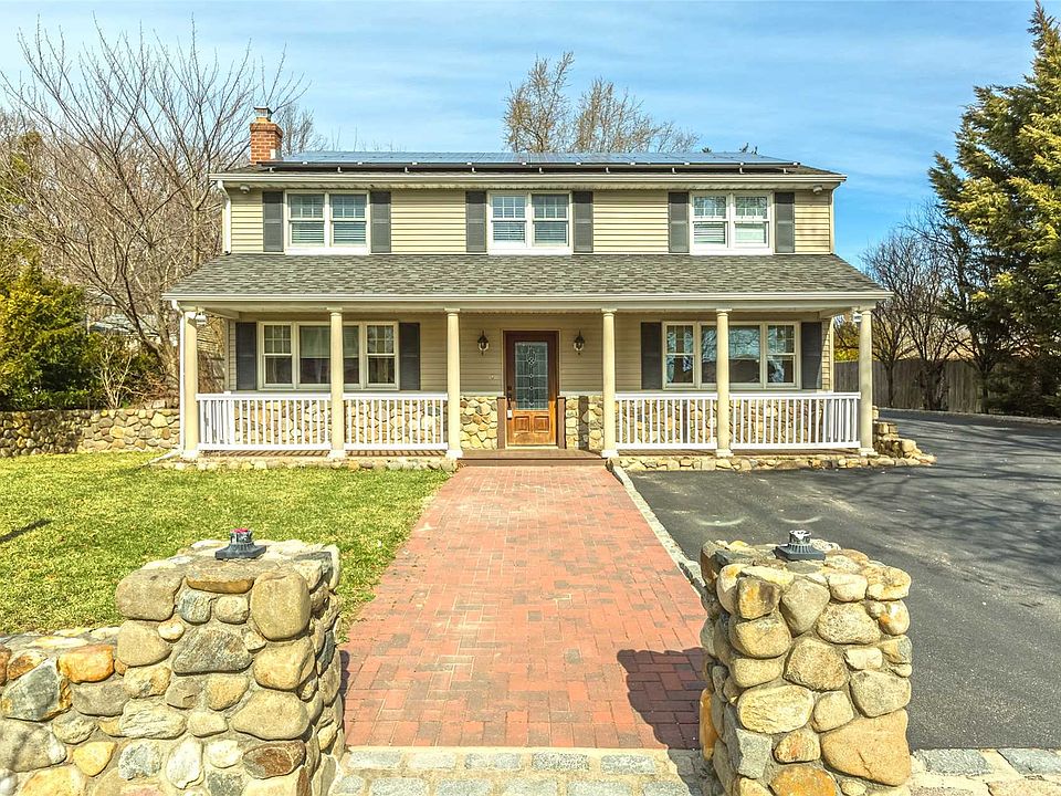 1st image of 27 Bellerose Ave