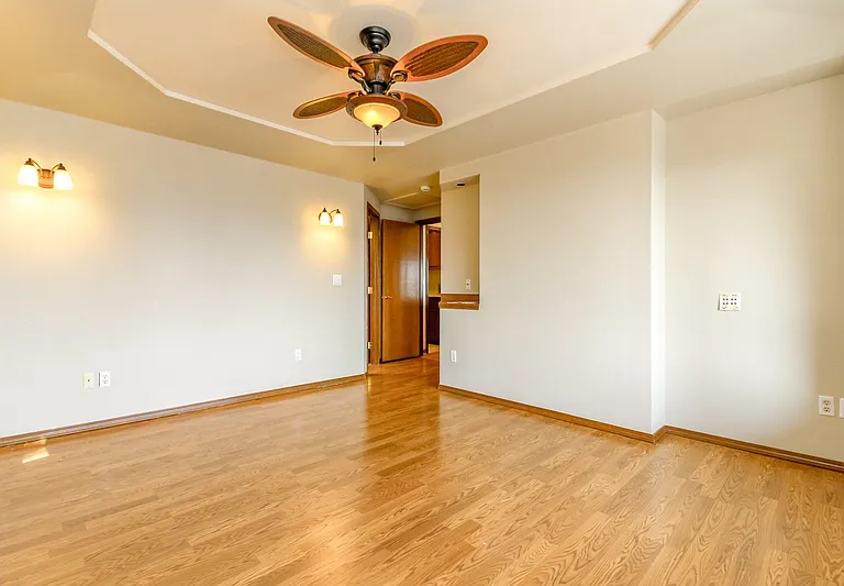 11618 Jennifer Ct E — Photo 13